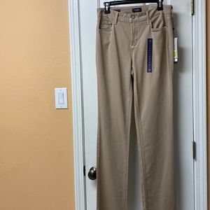 NYDJ tan jeans size 8, Marilyn straight leg